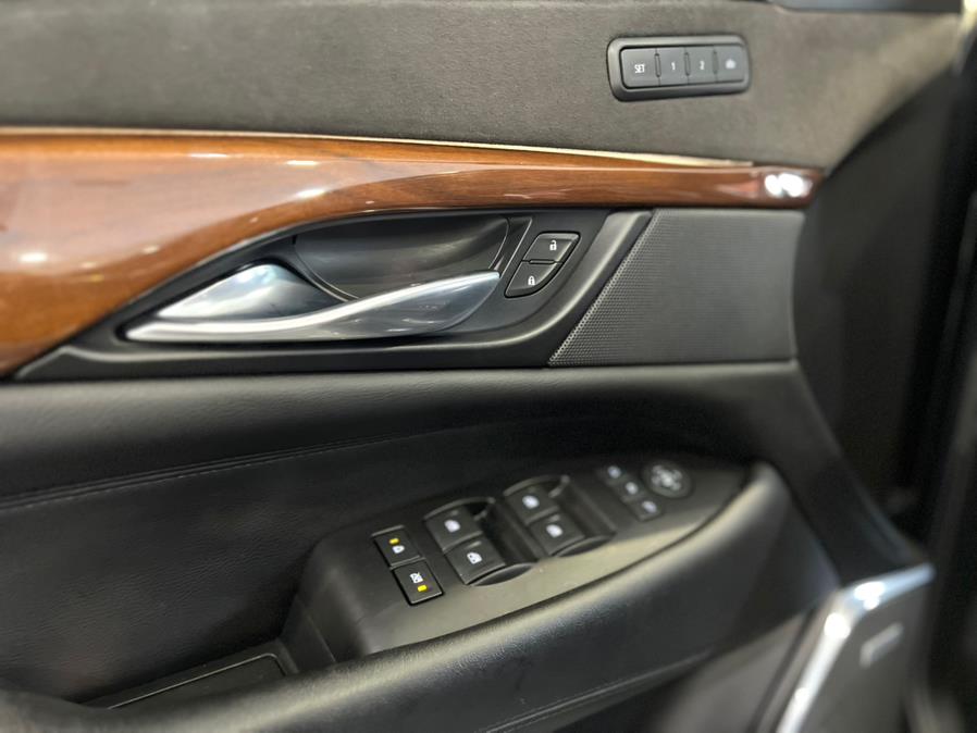 2020 Cadillac Escalade 4WD 4dr Premium Luxury photo