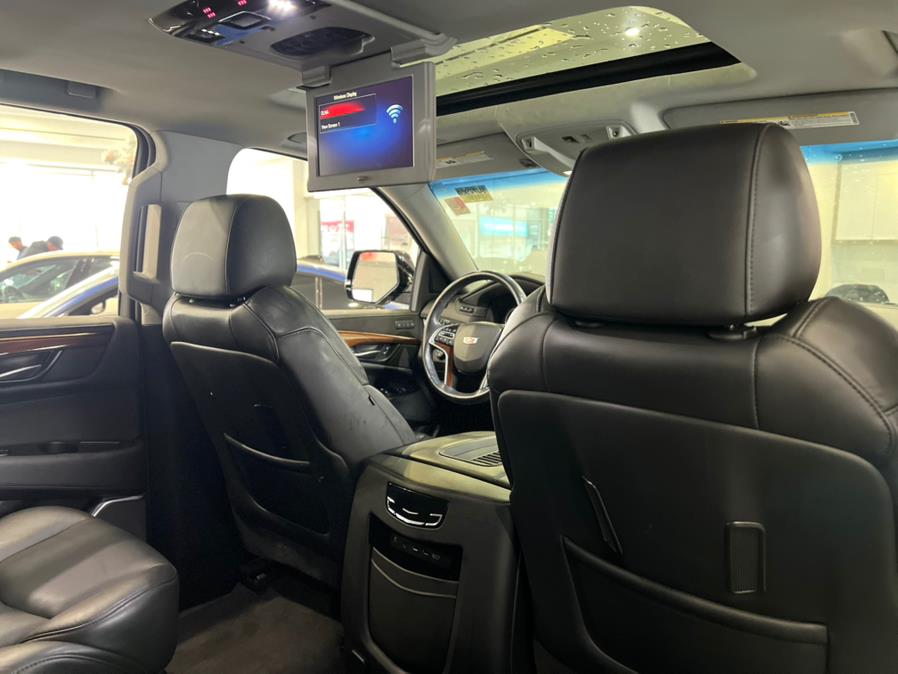 2020 Cadillac Escalade 4WD 4dr Premium Luxury photo