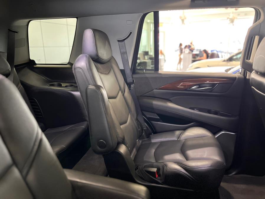 2020 Cadillac Escalade 4WD 4dr Premium Luxury photo