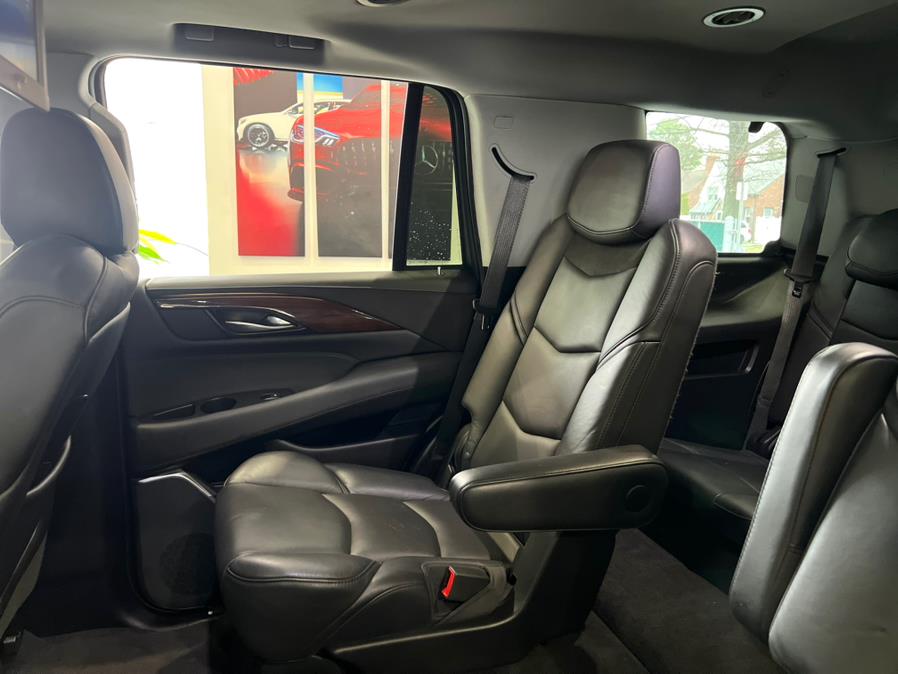 2020 Cadillac Escalade 4WD 4dr Premium Luxury photo