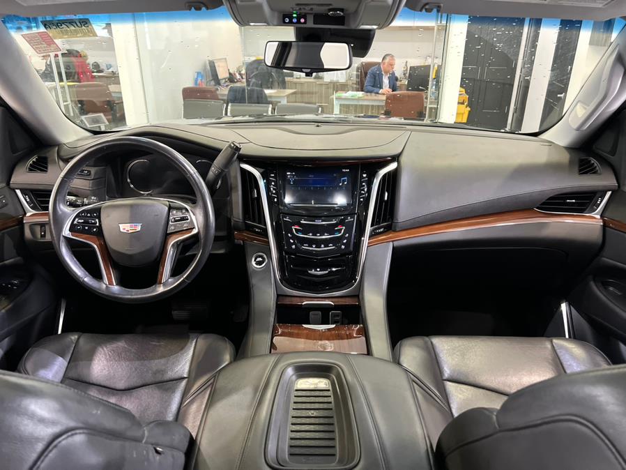 2020 Cadillac Escalade 4WD 4dr Premium Luxury photo