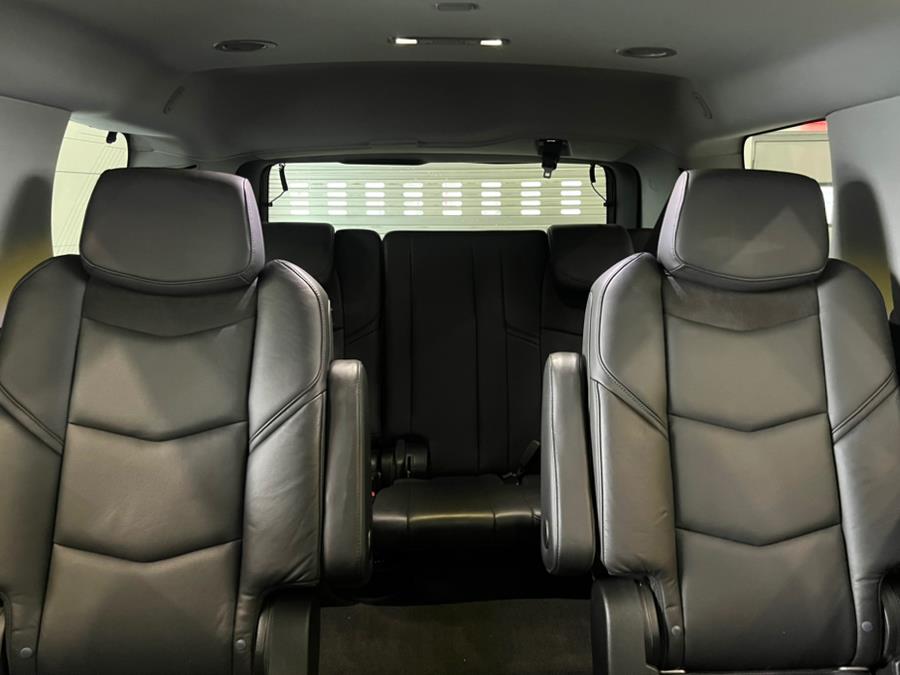 2020 Cadillac Escalade 4WD 4dr Premium Luxury photo