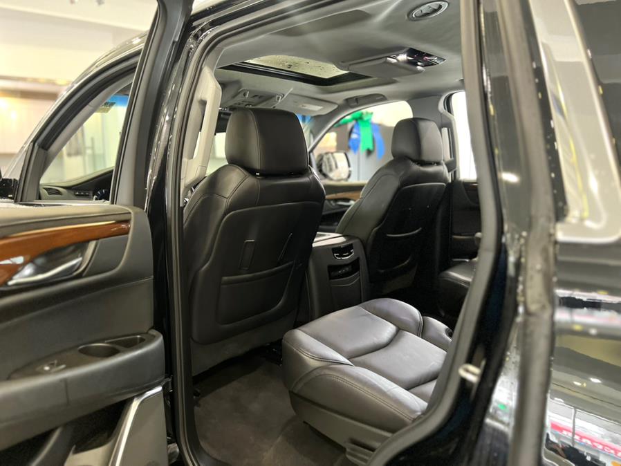 2020 Cadillac Escalade 4WD 4dr Premium Luxury photo