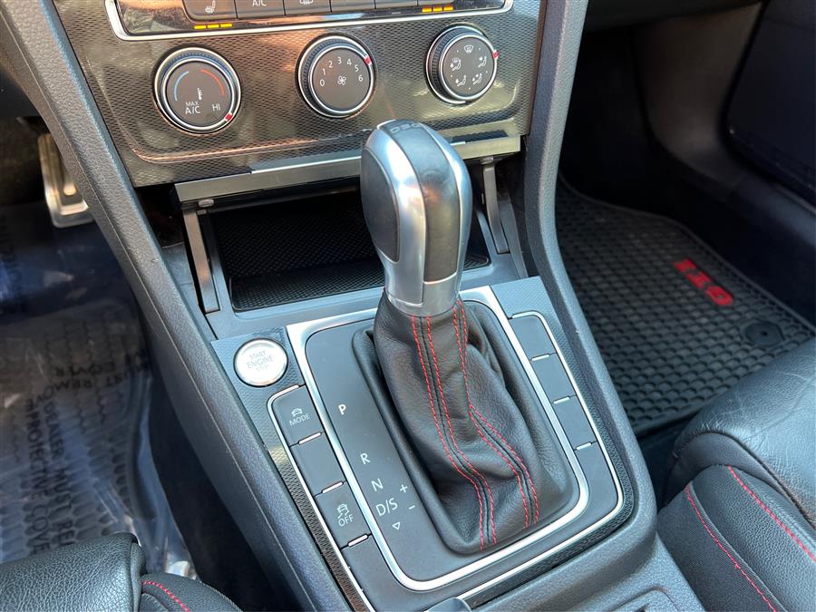 2015 Volkswagen Golf Gti 4dr HB DSG Autobahn photo