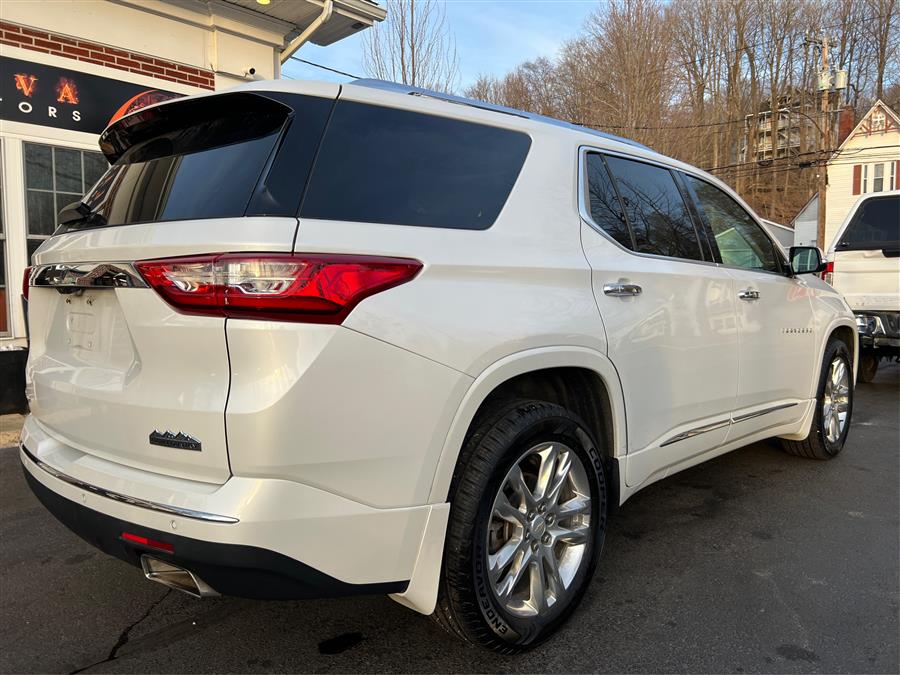 2018 Chevrolet Traverse AWD 4dr High Country w/2LZ photo