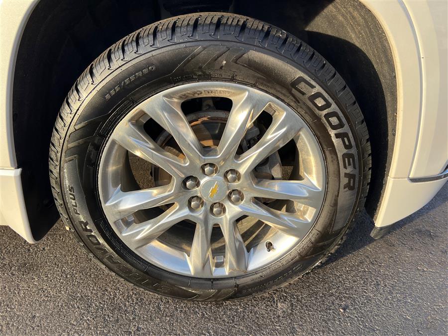 2018 Chevrolet Traverse AWD 4dr High Country w/2LZ photo