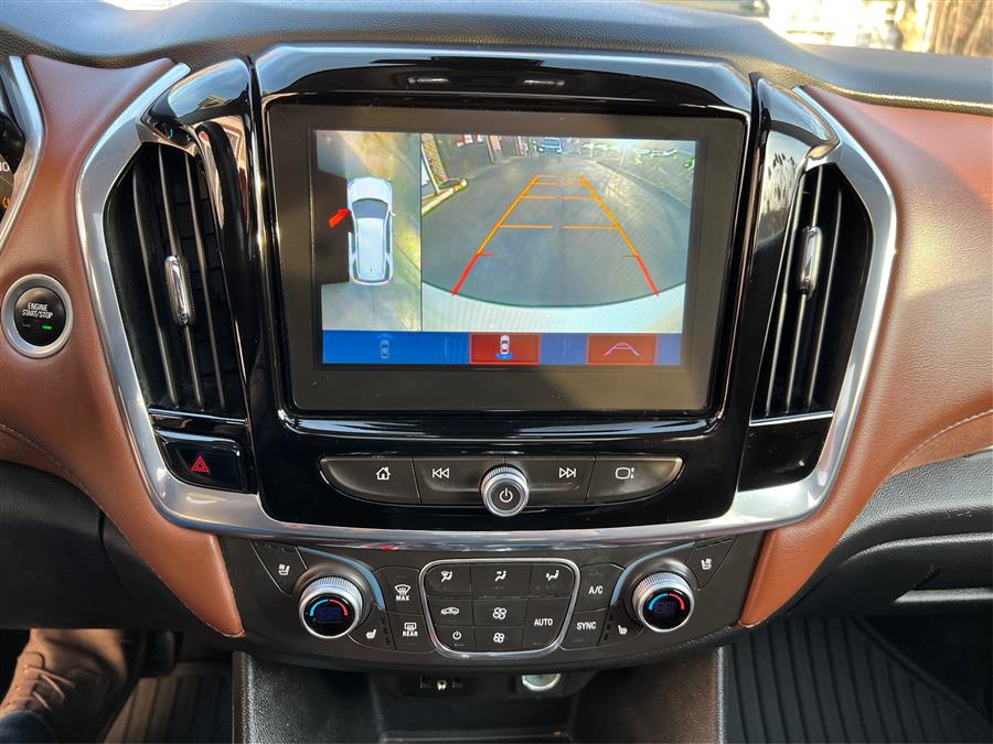 2018 Chevrolet Traverse AWD 4dr High Country w/2LZ photo