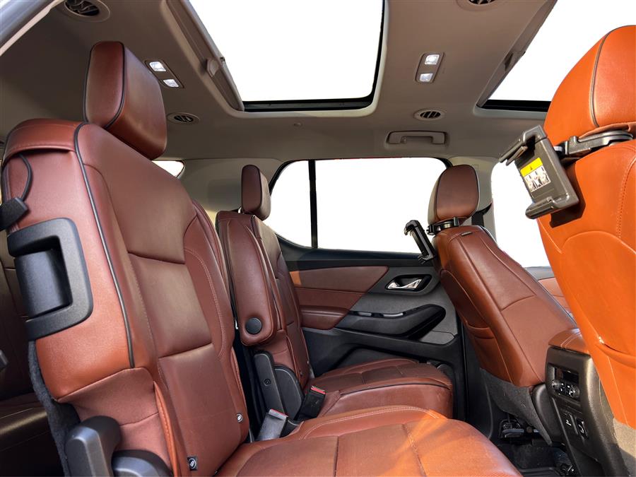 2018 Chevrolet Traverse AWD 4dr High Country w/2LZ photo