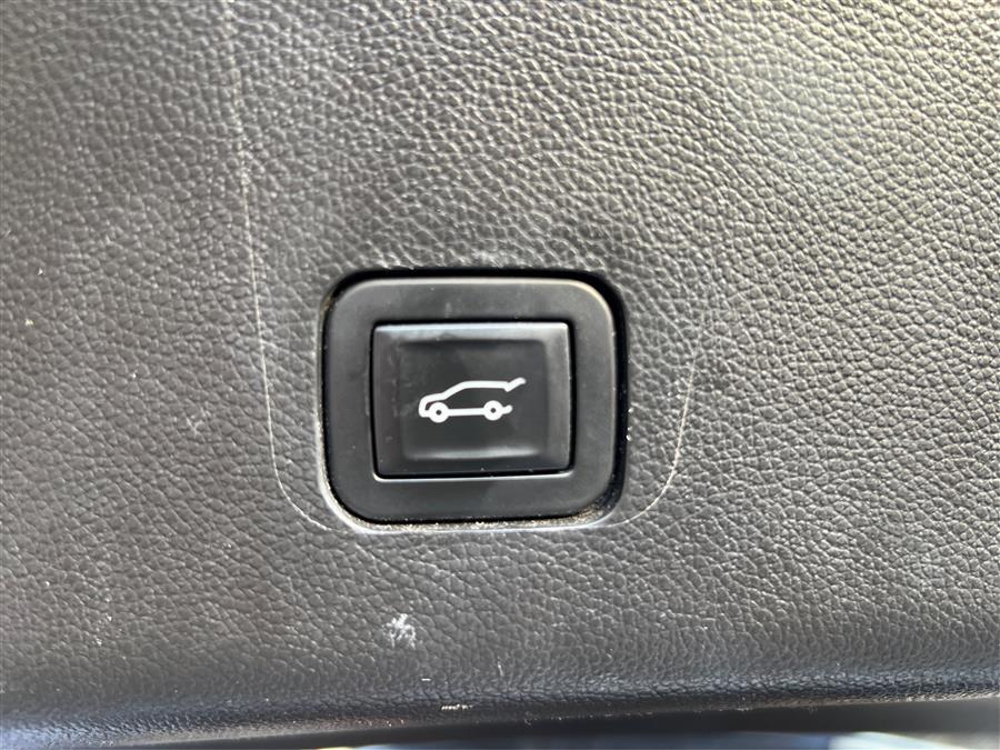 2018 Chevrolet Traverse AWD 4dr High Country w/2LZ photo