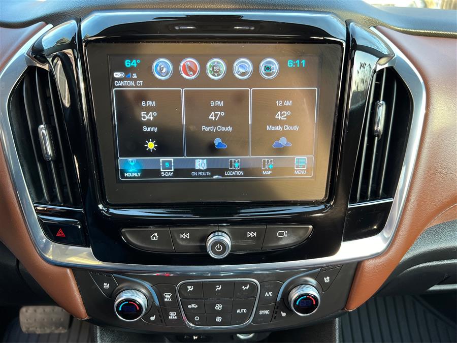 2018 Chevrolet Traverse AWD 4dr High Country w/2LZ photo