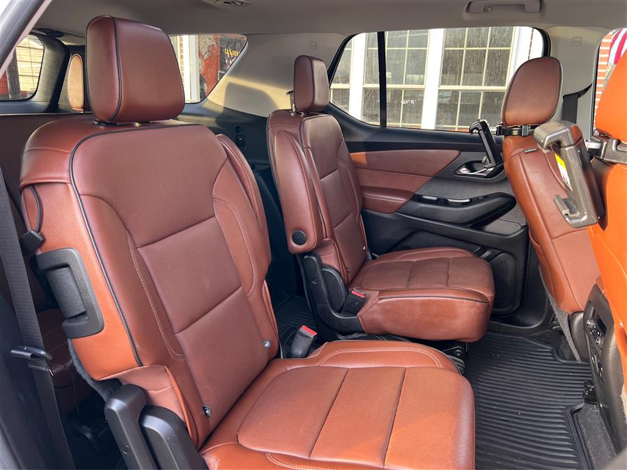 2018 Chevrolet Traverse AWD 4dr High Country w/2LZ photo