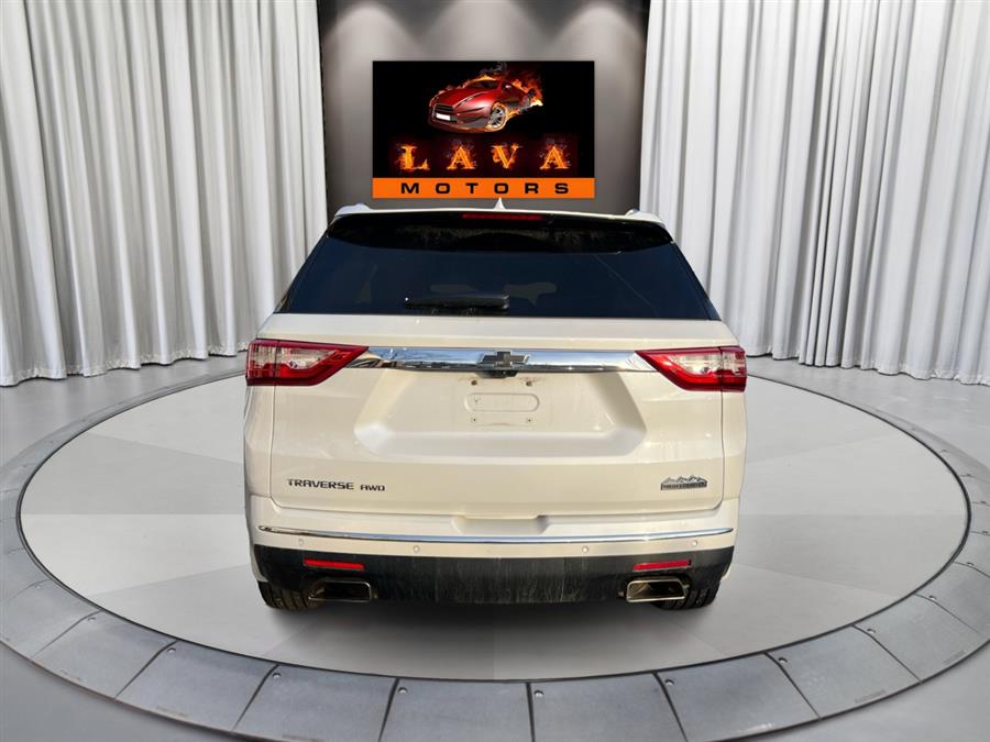 2018 Chevrolet Traverse AWD 4dr High Country w/2LZ photo