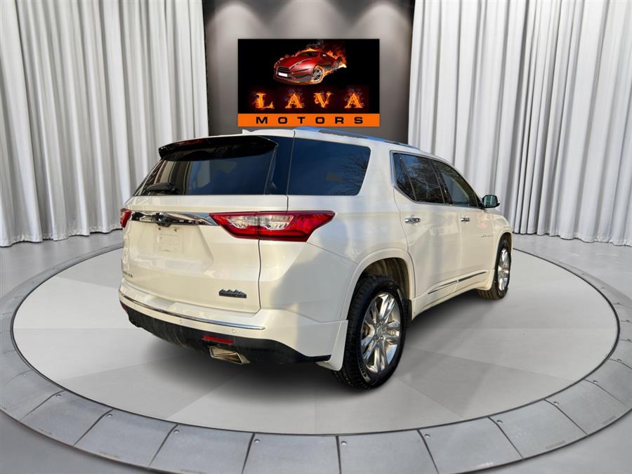 2018 Chevrolet Traverse AWD 4dr High Country w/2LZ photo