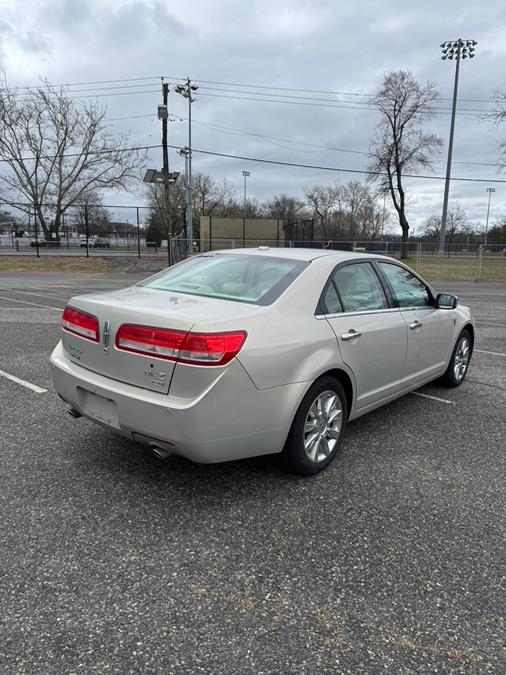 2010 Lincoln MKZ photo