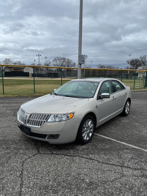 2010 Lincoln MKZ photo