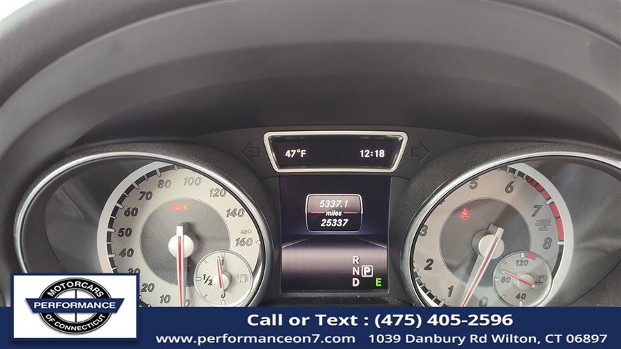 2015 Mercedes-Benz GLA-Class 4MATIC 4dr GLA 250 photo