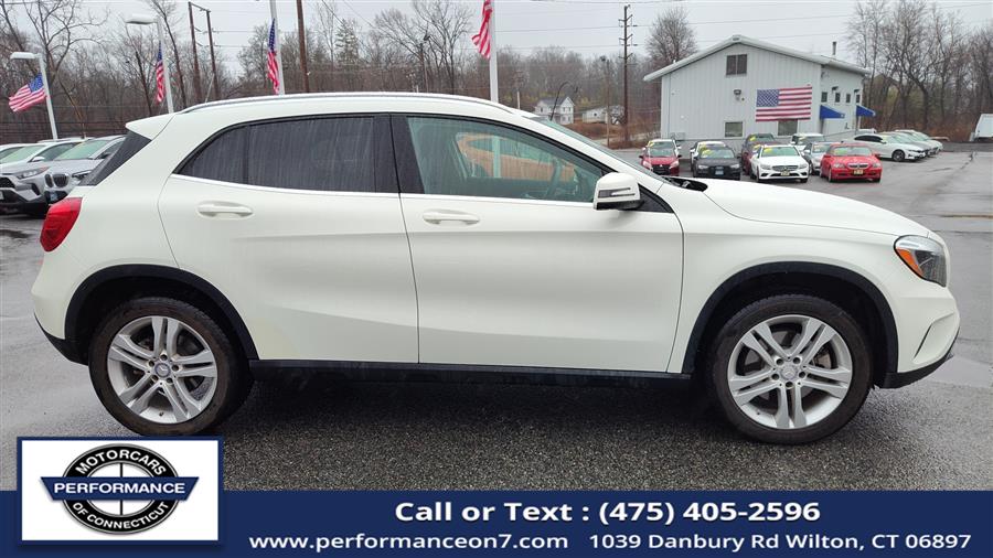 2015 Mercedes-Benz GLA-Class 4MATIC 4dr GLA 250 photo
