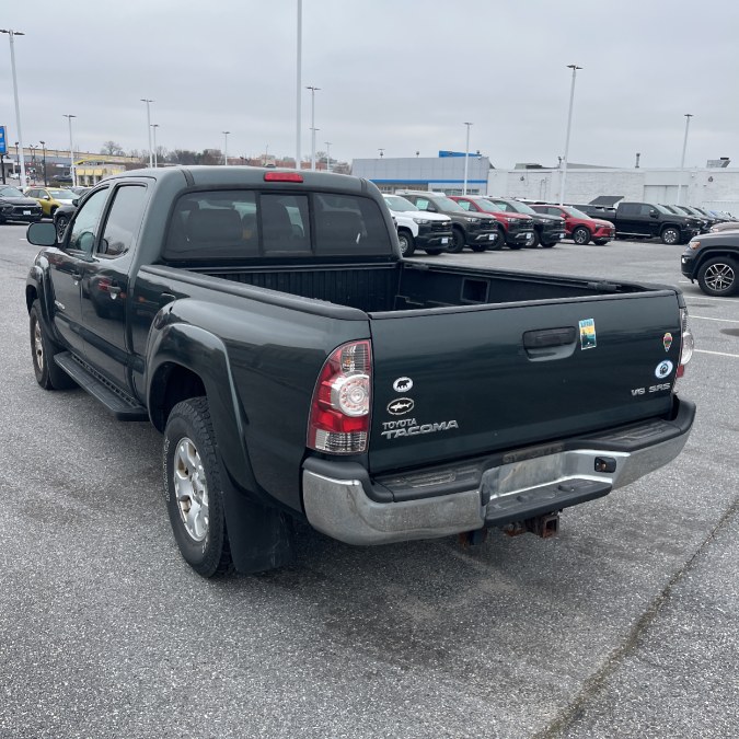 2011 Toyota Tacoma V6 photo