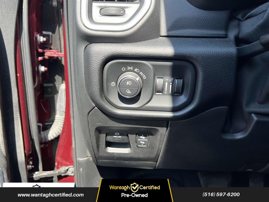 2022 RAM 1500 Laramie 4x4 Crew Cab 5'7