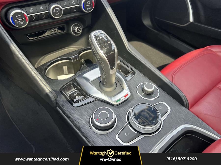 2020 Alfa Romeo Giulia AWD photo