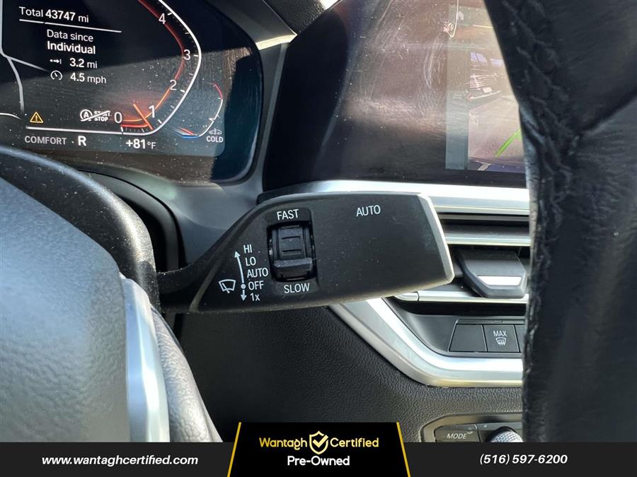 2022 BMW 3-Series 330i xDrive Sedan North Americ photo