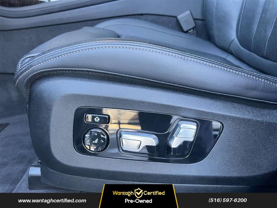 2019 BMW X7 xDrive40i Sports Activity Vehi photo