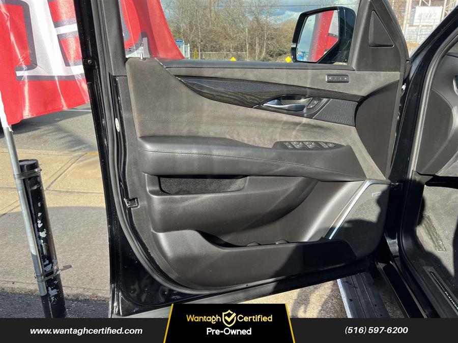 2018 Cadillac Escalade 4WD 4dr Platinum photo