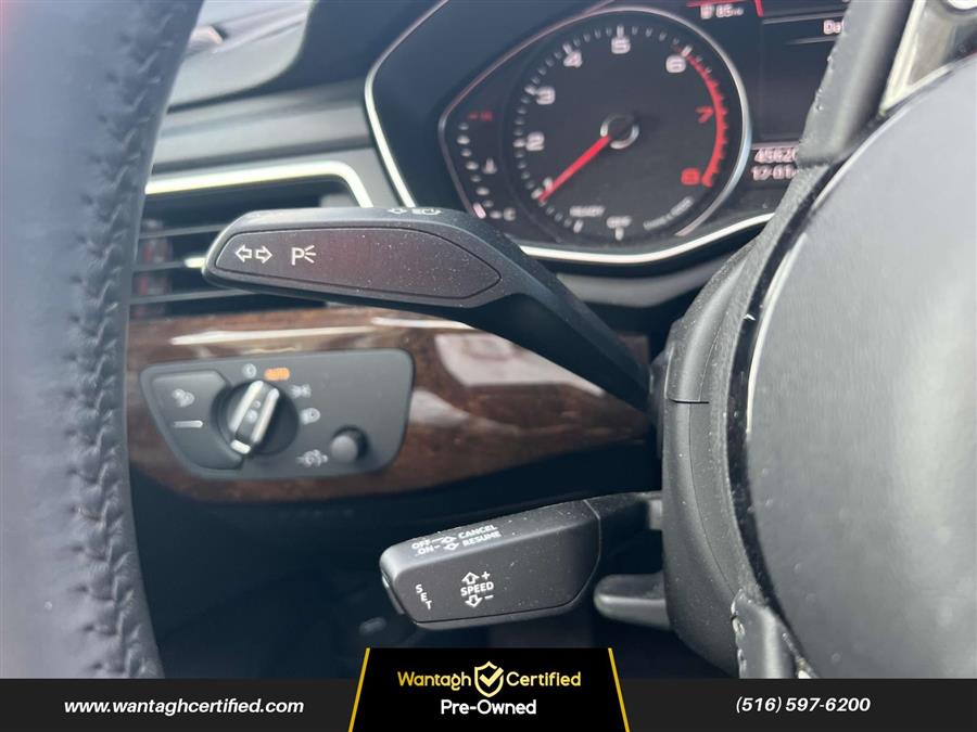 2019 Audi A4 Premium 45 TFSI quattro photo