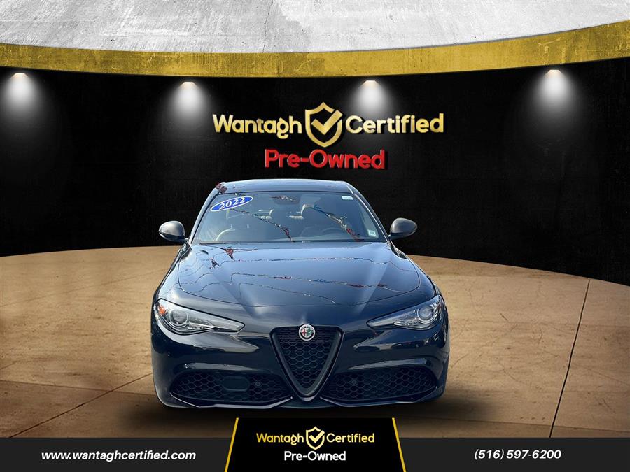2022 Alfa Romeo Giulia Ti AWD photo