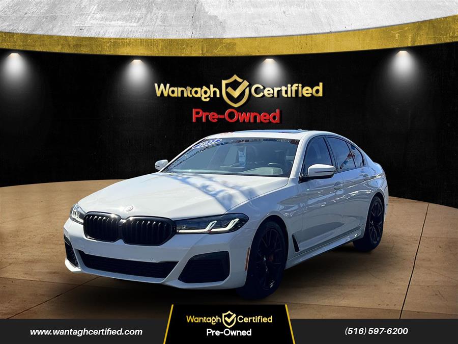 2022 BMW 5-Series 530i xDrive Sedan photo
