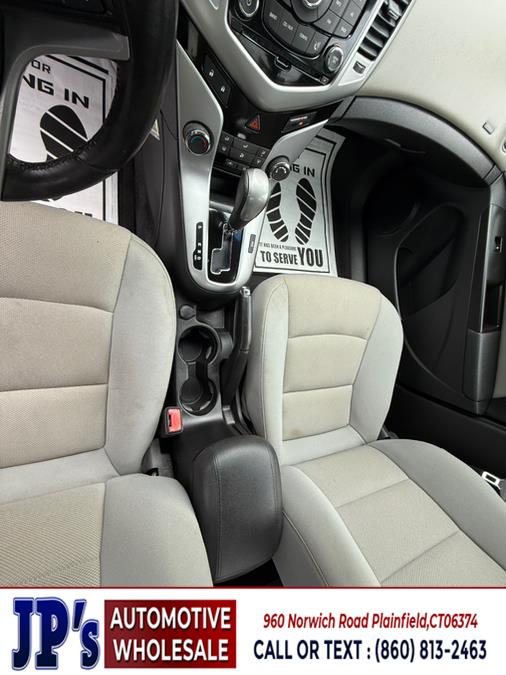 2012 Chevrolet Cruze LT photo