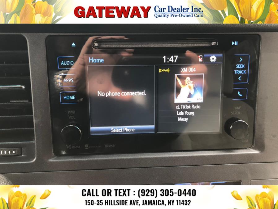 2016 Toyota Sienna 5dr 7-Pass Van LE AWD (Natl) photo