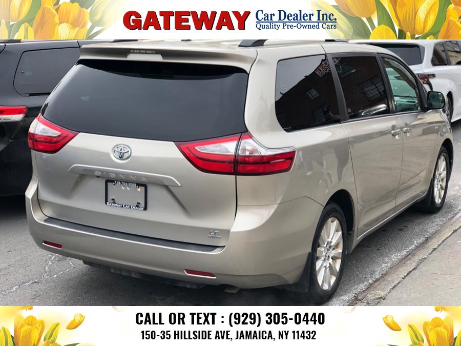 2016 Toyota Sienna 5dr 7-Pass Van LE AWD (Natl) photo