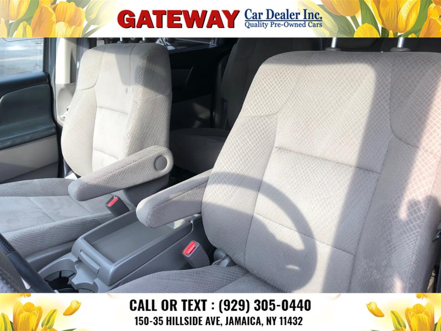 2017 Honda Odyssey SE Auto photo