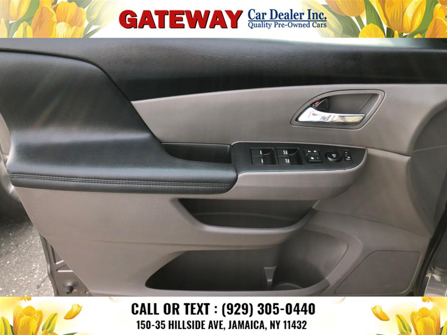 2017 Honda Odyssey SE Auto photo