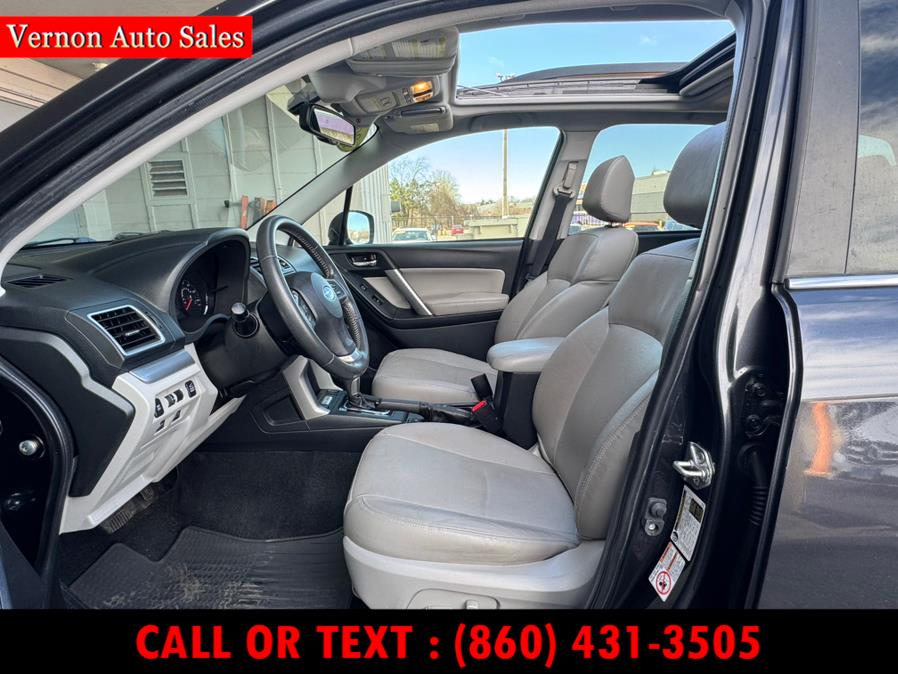 2016 Subaru Forester 4dr CVT 2.5i Touring PZEV photo
