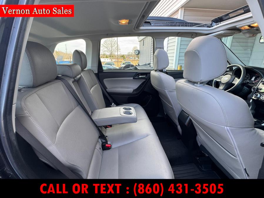 2016 Subaru Forester 4dr CVT 2.5i Touring PZEV photo