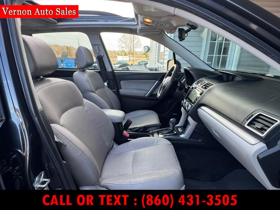2016 Subaru Forester 4dr CVT 2.5i Touring PZEV photo