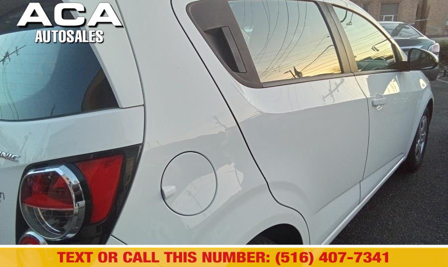 2013 Chevrolet Sonic LS Auto photo