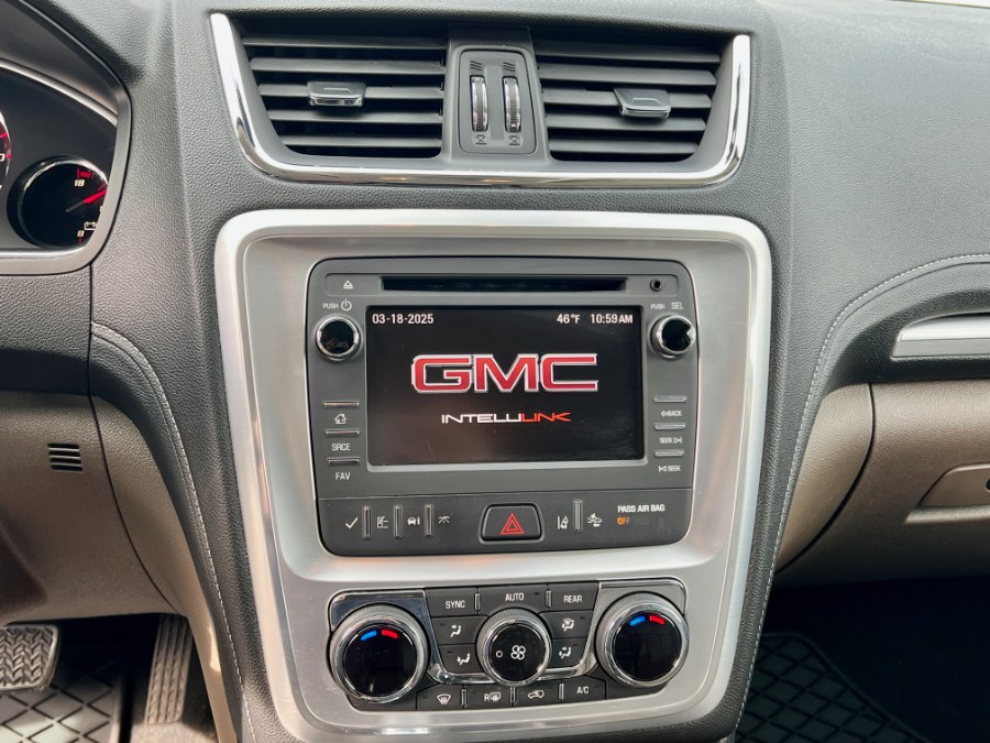 2015 GMC Acadia FWD 4dr SLT w/SLT-2 photo