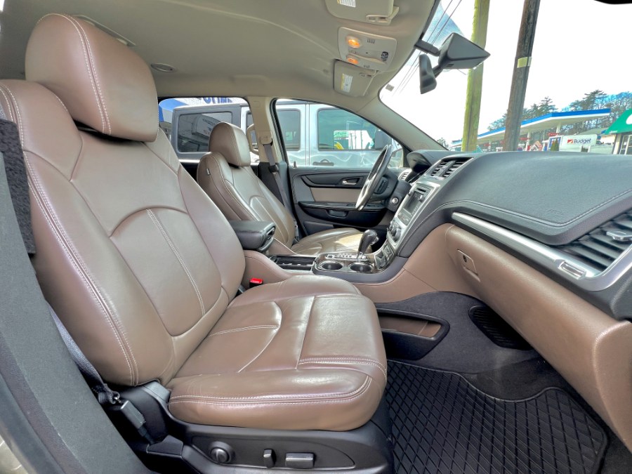 2015 GMC Acadia FWD 4dr SLT w/SLT-2 photo