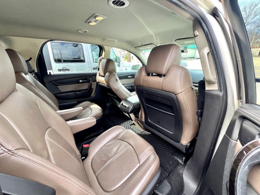 2015 GMC Acadia FWD 4dr SLT w/SLT-2 photo