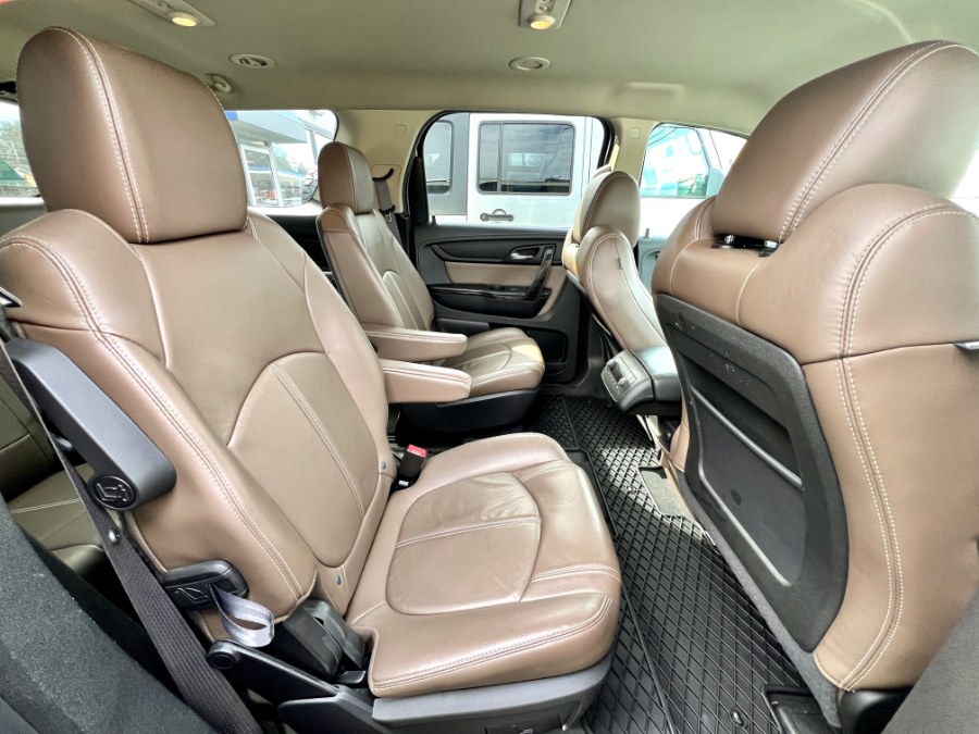 2015 GMC Acadia FWD 4dr SLT w/SLT-2 photo