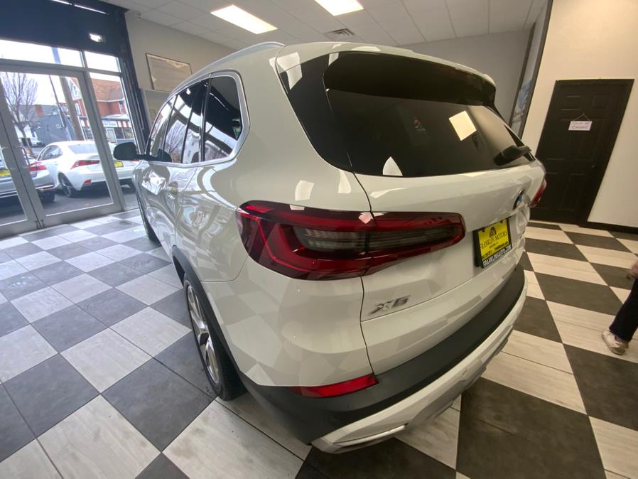 2019 BMW X5 xDrive40i Sports Activity Vehi photo