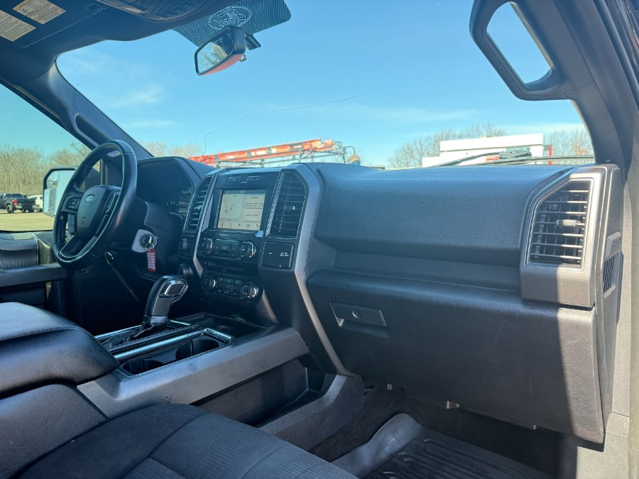 2017 Ford F-150 XLT 4WD SuperCrew 6.5'' Box photo