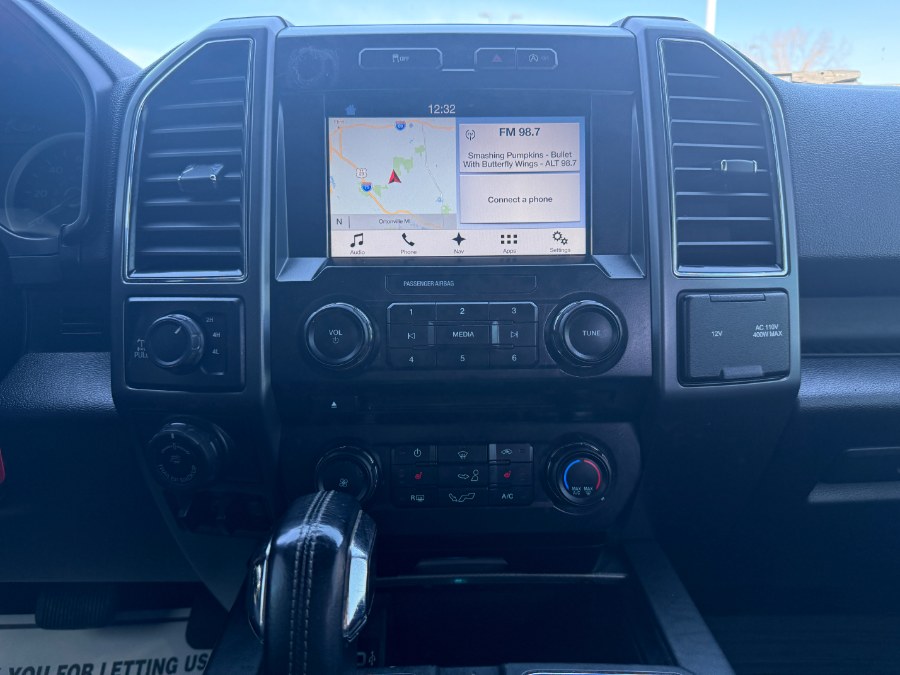2017 Ford F-150 XLT 4WD SuperCrew 6.5'' Box photo