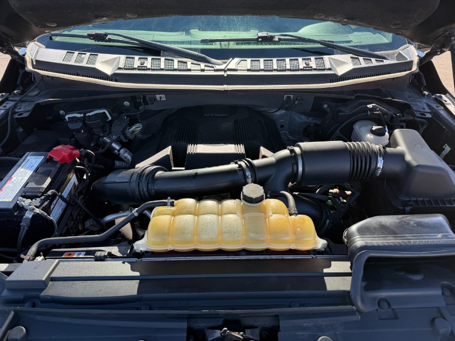 2017 Ford F-150 XLT 4WD SuperCrew 6.5'' Box photo