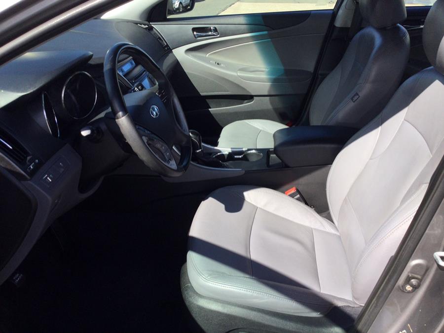 2011 Hyundai Sonata Limited photo