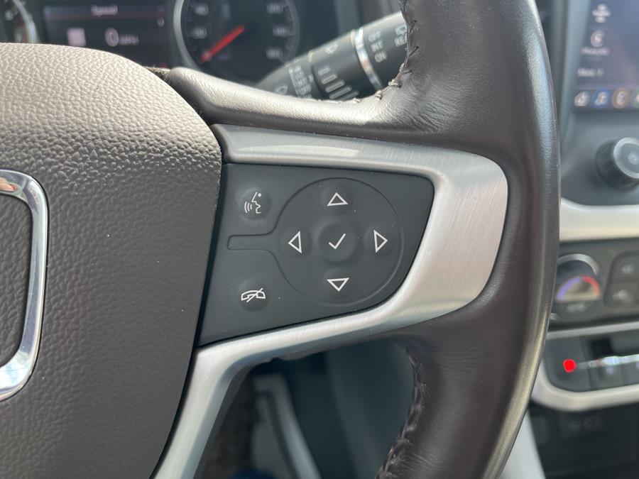 2022 GMC Acadia AWD 4dr SLT photo
