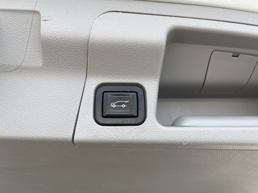 2022 GMC Acadia AWD 4dr SLT photo